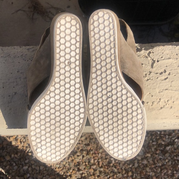 Caslon Alaysa Wedge Sandal. Genuine Leather! Olive/ Army green color. Size 7.5M - Picture 9 of 10